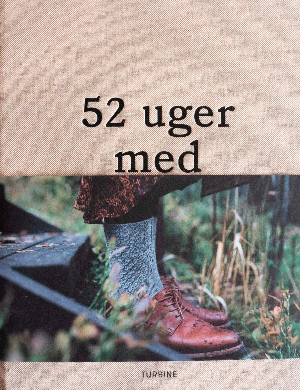 52 uger med strømper (Bog, Hardback, Dansk)