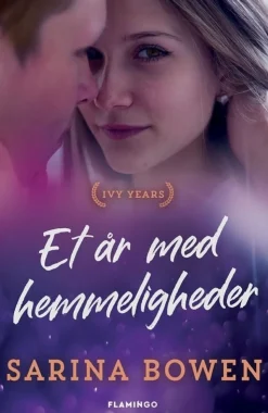 Et år med hemmeligheder (Bog, Hæftet, Dansk) af Sarina Bowen