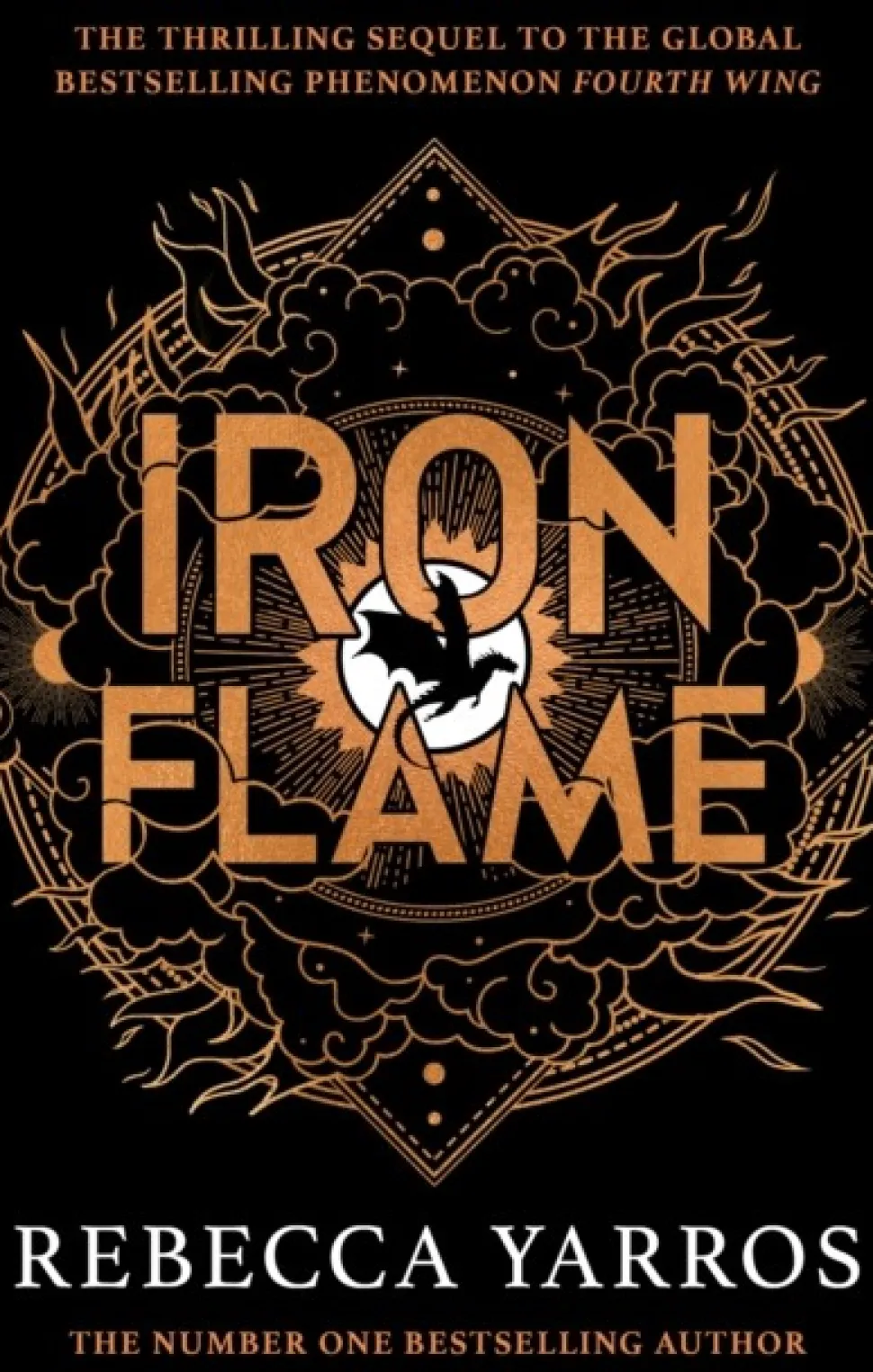 Iron Flame: DISCOVER THE GLOBAL PHENOMENON THAT EVERYONE CAN'T STOP TALKING ABOUT! (Bog, Paperback / softback, Engelsk)
