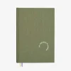 MY FAVORITE PLANNER 2025/2026 Lys grøn: Kalender Dateret / Studieplanner (Bog, Hardback, Dansk) af Forlaget Aronsen