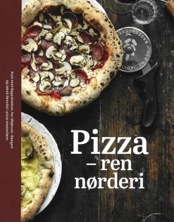Pizza Ren Nørderi (Bog, Hardback, Dansk) af Per Miljkovic-Bangert & Jakob Skovdal