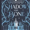 Shadow and Bone: Book 1 Collector's Edition (Bog, Hardback, Engelsk) af Leigh Bardugo