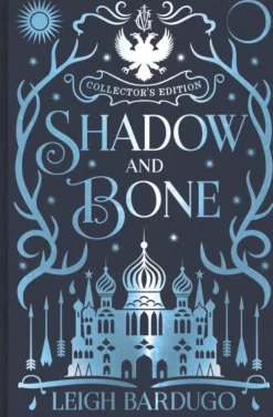 Shadow and Bone: Book 1 Collector's Edition (Bog, Hardback, Engelsk) af Leigh Bardugo