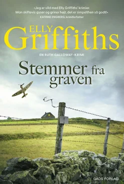 Stemmer fra graven: En Ruth Galloway krimi - bind 7 (Bog, Hæftet, Dansk) af Elly Griffiths