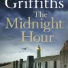 The Midnight Hour: Twisty mystery from the bestselling author of The Locked Room (Bog, Paperback / softback, Engelsk)