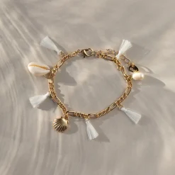 Timi of Sweden: Nora - Tassle Cowrie Shell Pearl Chunky Bracelet - White (Smykke, Bracelets)