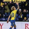 Vi står her stadig 2022/2023 (Bog, Hæftet, Dansk) af Nanna Møller Karlsen